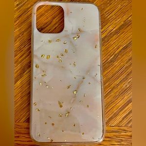 Iphone 11 pro white and gold tin bits rubber case